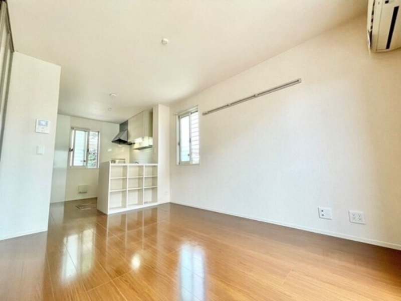 居室・リビング　図面と現状に相違がある場合には現状を優先．．．