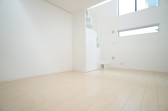 居室・リビング　参考写真（同建物別部屋のものです）