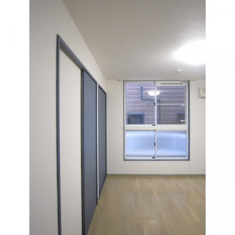 居室・リビング　同仕様・同タイプ別号室の写真です