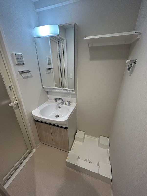 洗面設備　同シリーズのイメージ写真です。(現況優先)