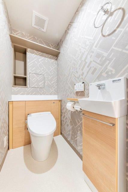 トイレ　トイレ