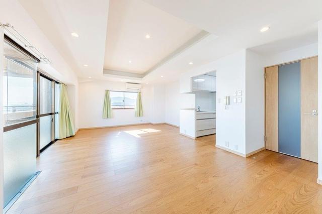 居室・リビング　ＬＤＫ　約２６．６帖