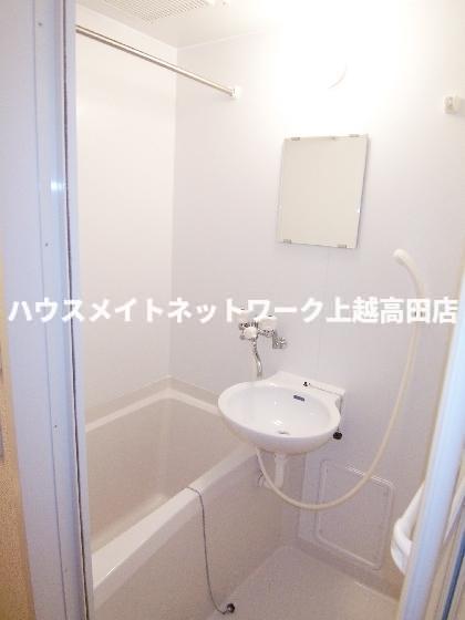 バス・シャワールーム　浴室