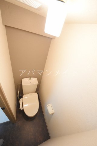トイレ　落ち着いたトイレです