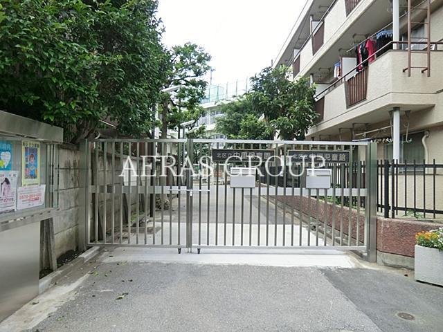 幼稚園・保育園　中里保育園（幼稚園・保育園）まで56m