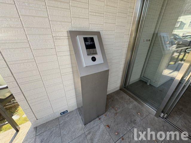 エントランス　ゆとりのあるエントランスです