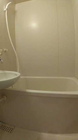 バス・シャワールーム　バストイレ別でおすすめです☆