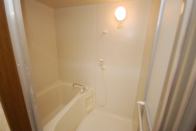 バス・シャワールーム　風呂