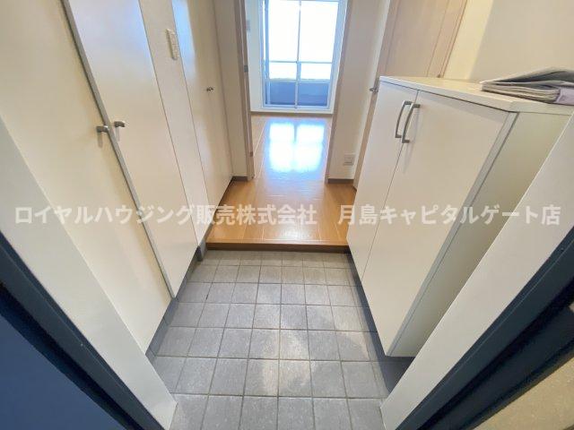 玄関　※別部屋参照写真