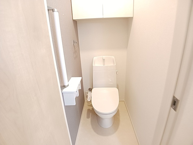 ＪＲ和歌山線 畠田駅 徒歩8分 2階建 築1年のトイレ写真