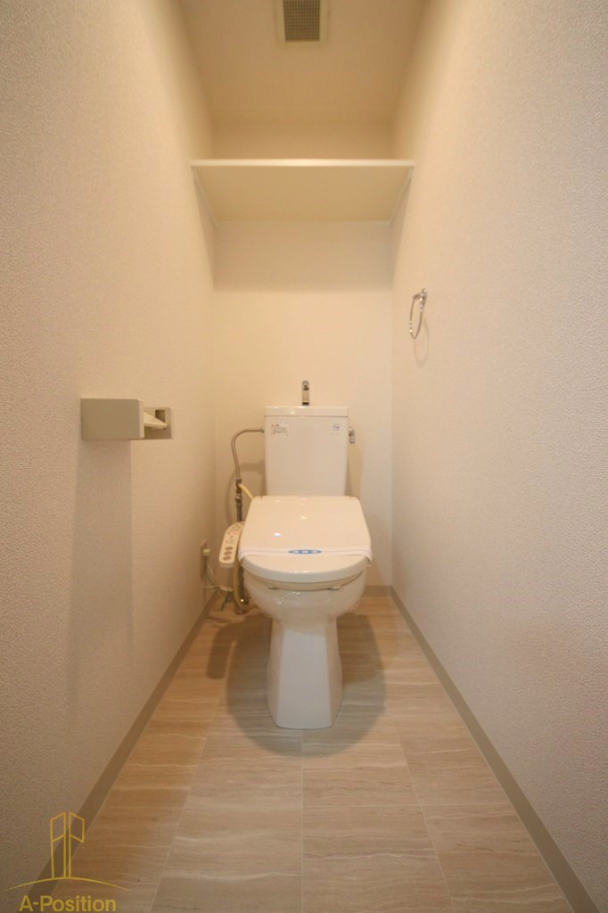 トイレ　グラマシー心斎橋東