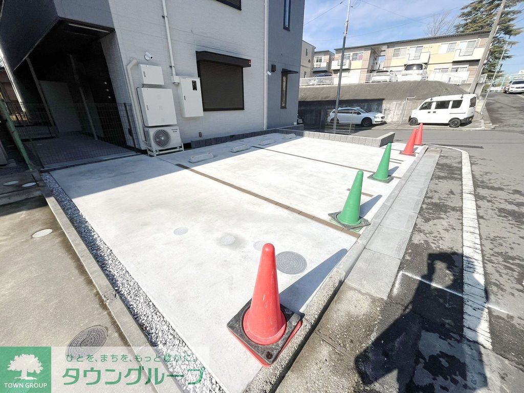 駐車場　駐車場