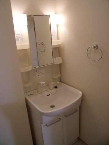 洗面設備　嬉しい独立洗面