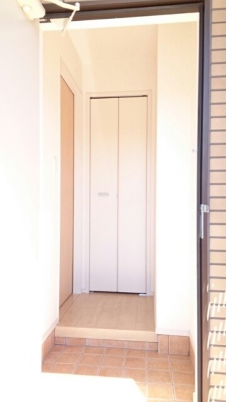 玄関　図面と現状に相違がある場合には現状を優先