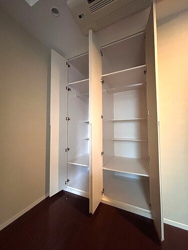 収納　ちょっとした収納スペースも充実しています