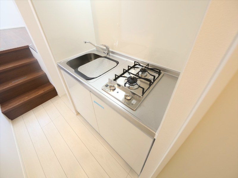 キッチン　システムキッチン（ガス2口コンロ付）