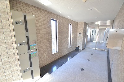 ロビー　お問合せはシティホーム海田センター　082-821-2227