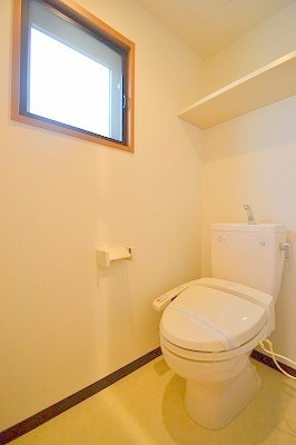 トイレ　お問合せはシティホーム海田センター　082-821-2227