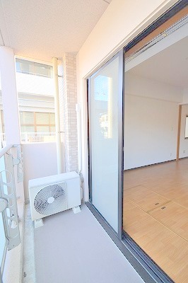 バルコニー　お問合せはシティホーム海田センター　082-821-2227