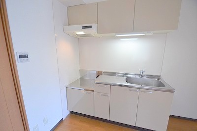 キッチン　お問合せはシティホーム海田センター　082-821-2227