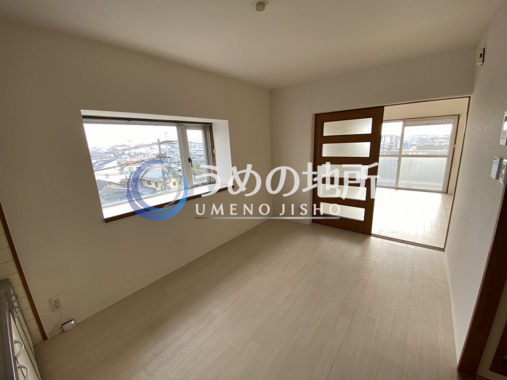 居室・リビング　リビング