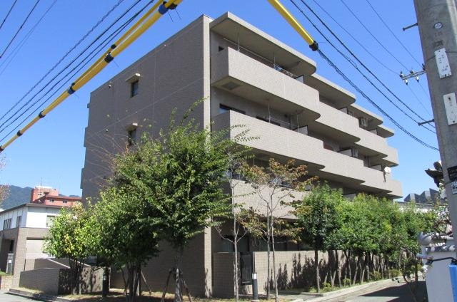 建物外観　灘区新在家南町「フロレセール南六甲」