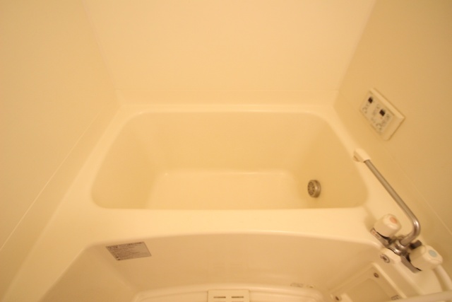 バス・シャワールーム　※別室の参考写真の為、現況優先です。