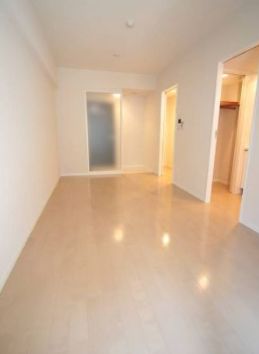 居室・リビング　別号室参考写真