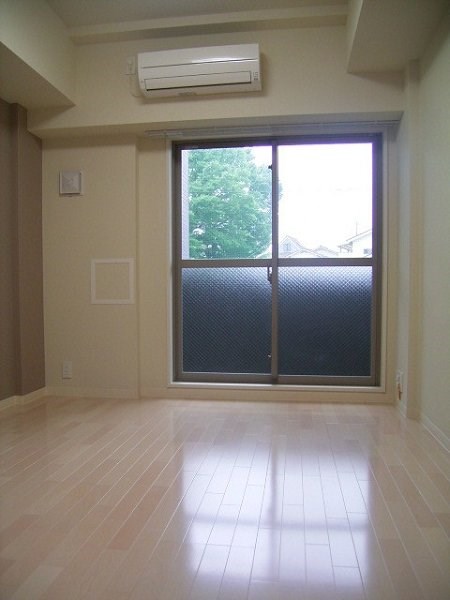 居室・リビング　同建物の別部屋の写真♪