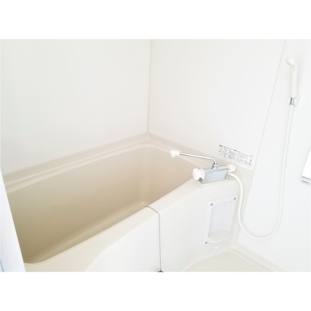 バス・シャワールーム　バス・トイレ別です