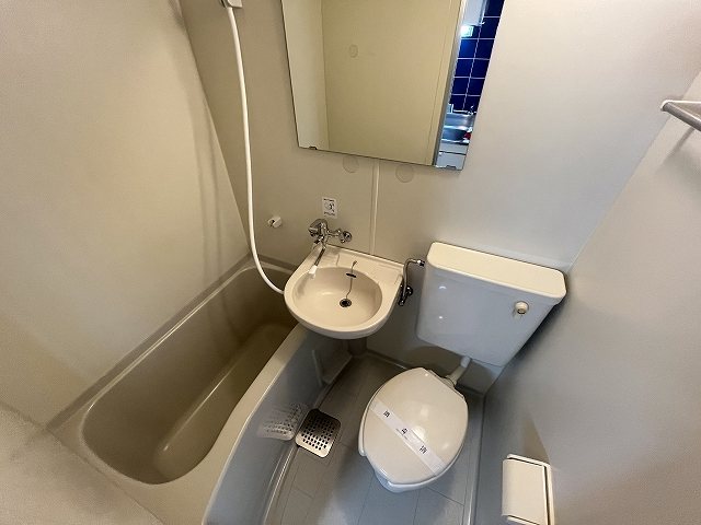バス・シャワールーム　参考写真。