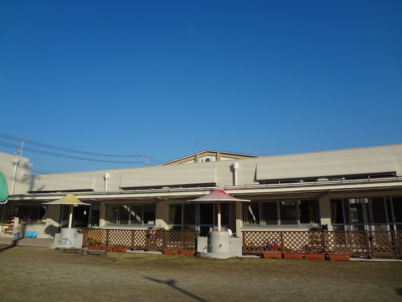 幼稚園・保育園　詩織保育園（幼稚園・保育園）まで354m