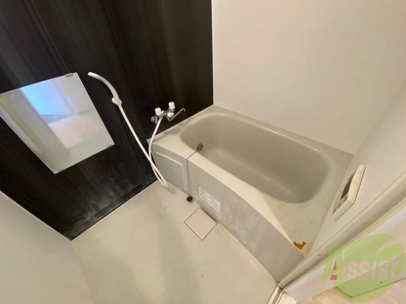 バス・シャワールーム　お風呂です。ゆっくりお風呂につかるのも体に良いですね～
