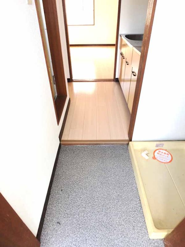 玄関　（イメージ）
