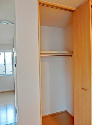 収納　※お写真は反転タイプ