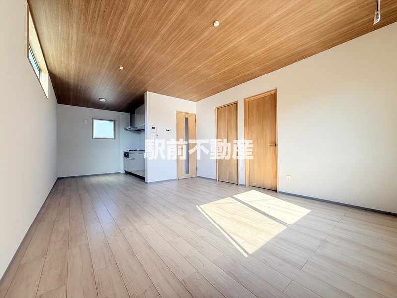 居室・リビング　類似物件写真