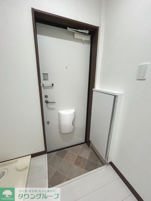 アイズ瀬谷の玄関写真
