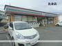 コンビニ　セブンイレブン（コンビニ）まで1049m