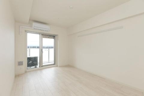 プレサンス錦ラウムの居間写真