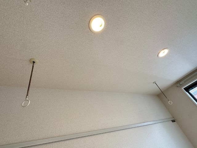 その他設備　室内物干し