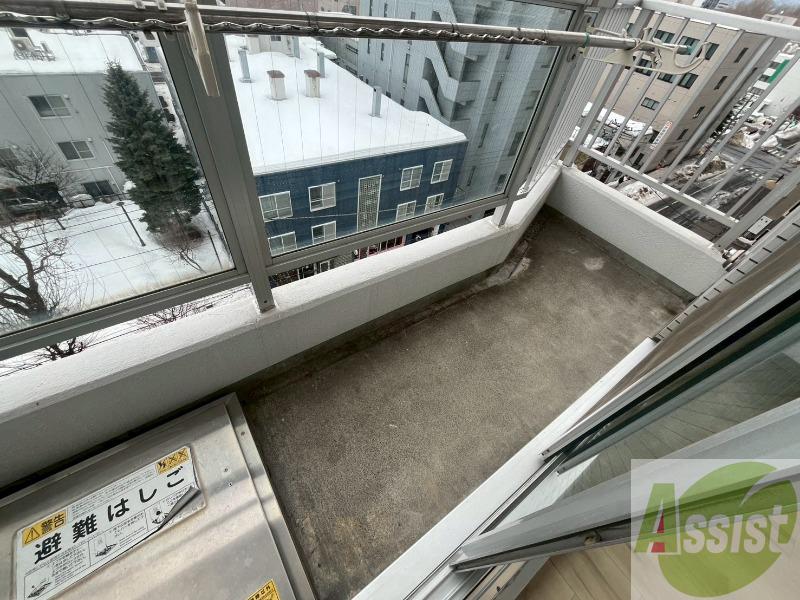 地下鉄南北線 北１８条駅 徒歩1分 8階建 築35年の内装写真