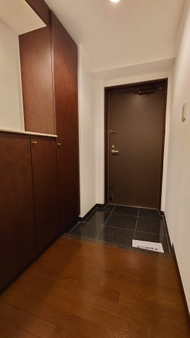 アールヴェール小石川の玄関写真