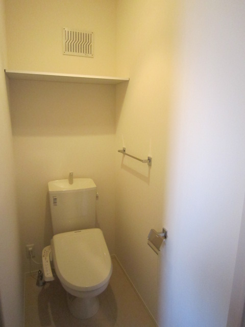 棒屋第3半田ハイツのトイレ写真