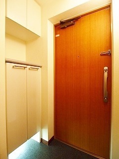ダイアパレス京葉蘇我V 316の玄関写真