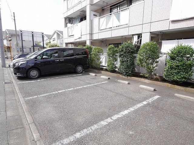 駐車場　★お部屋探しは株式会社タウンハウジング東京まで★