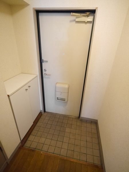 玄関　★お部屋探しは株式会社タウンハウジング東京まで★
