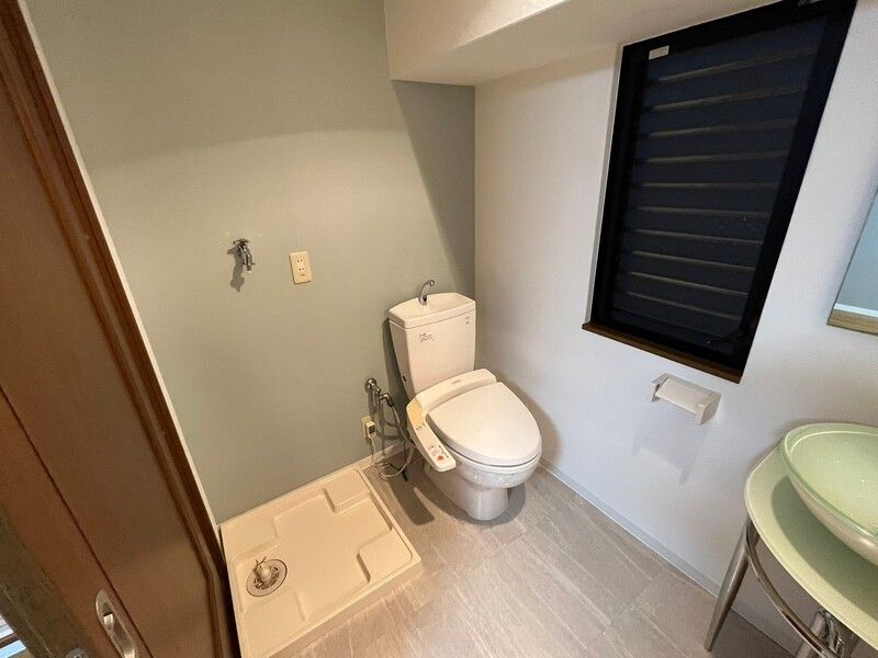 地下鉄千日前線 桜川駅 徒歩5分 10階建 築20年のトイレ写真