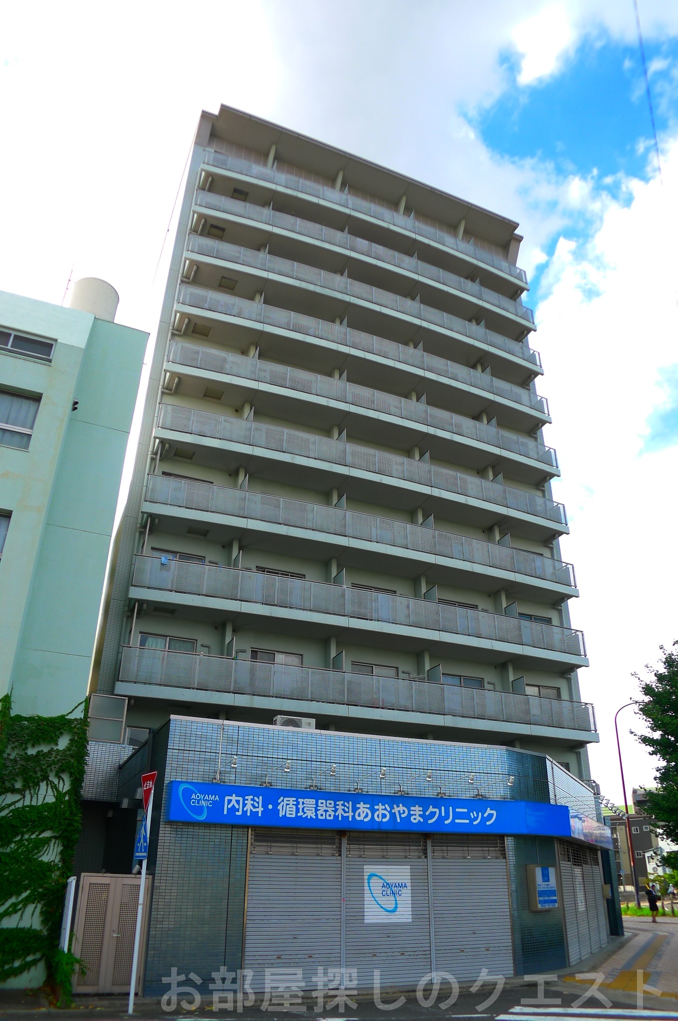 名古屋市千種区青柳町のマンションの建物外観