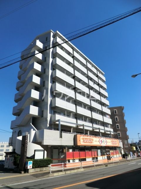 伊勢原市田中のマンションの建物外観