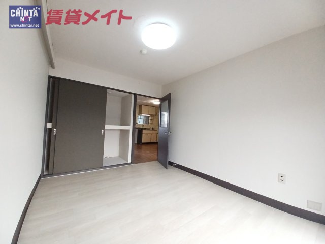 【松阪市挽木町のマンションのその他部屋・スペース】